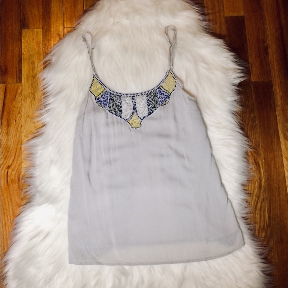 #T86 NWOT open back beaded tank